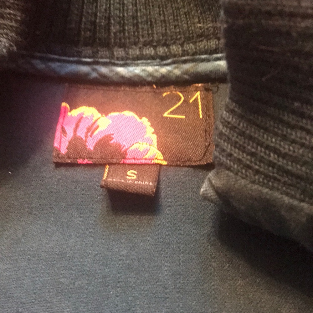 Forever 21 Jacket - Picture 3 of 3